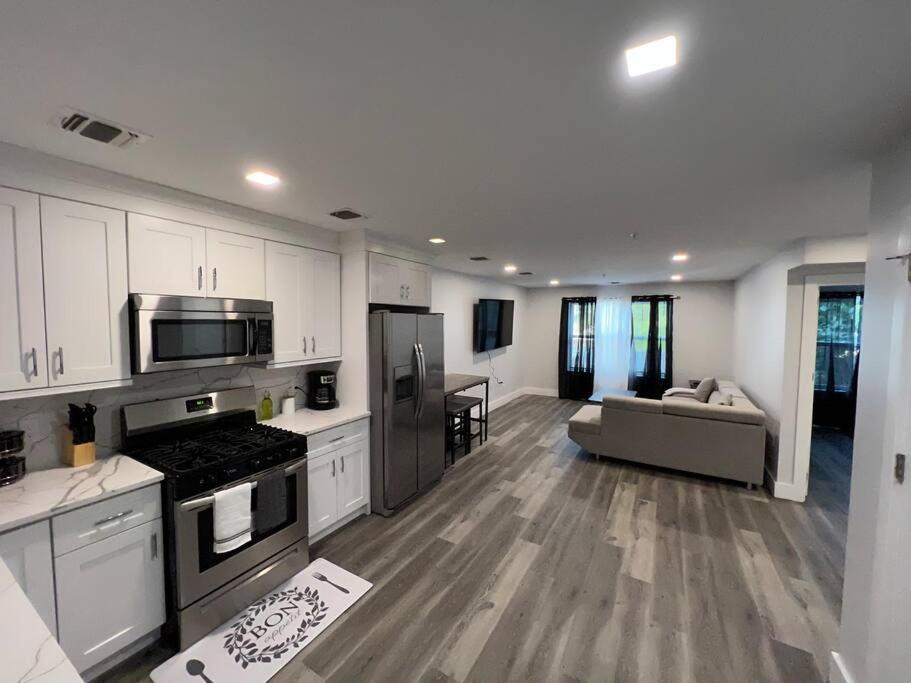 The Cozy Suite - 1Br With Free Parking Paterson Esterno foto